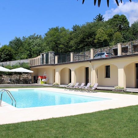 Oleandro 2 Apartment In Villa Cerutti メルゴッツォ エクステリア 写真